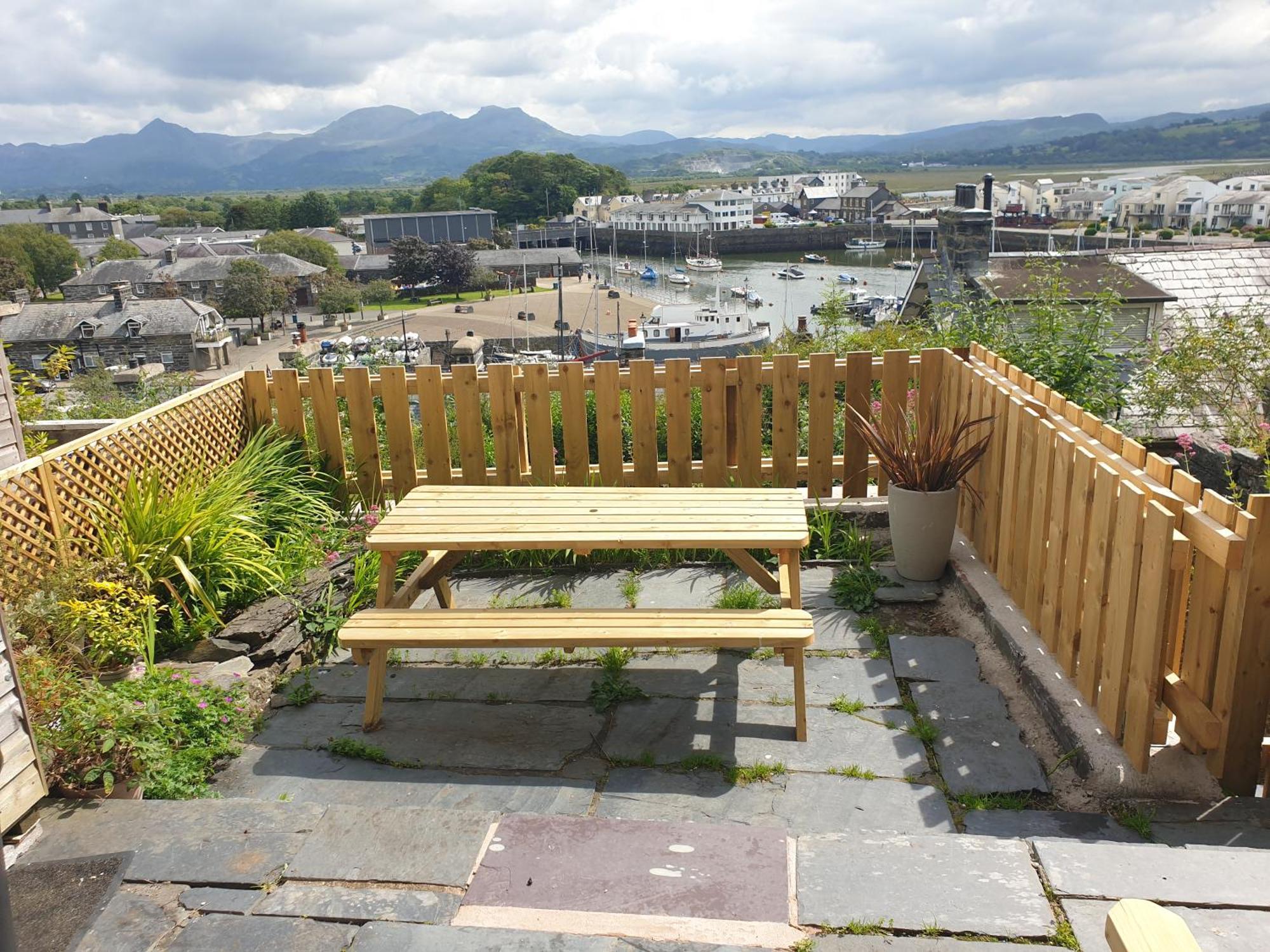 Harbour & Mountain Views, Porthmadog House, Sleeps 9, 4 Bedrooms, Two And Half Bathrooms Dış mekan fotoğraf